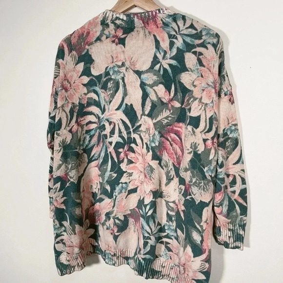 SHOW ME YOUR MUMU |  FIRESIDE PETAL PINES KNIT SWEATER - Picture 12 of 15